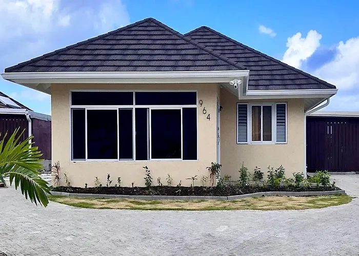 Jamnick Vacation Rentals - Fern Court, Richmond Estate, St Ann, Jamaica