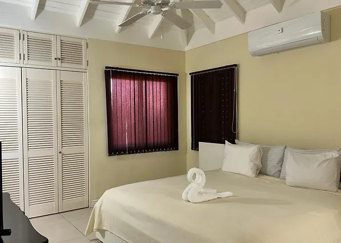 Aparthotel Jamnick Vacation Rentals - Fern Court, Richmond Estate, St Ann, Jamaica *
