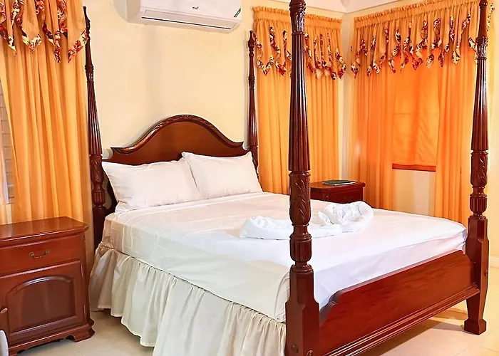 Aparthotel Jamnick Vacation Rentals - Fern Court, Richmond Estate, St Ann, Jamaica Ocho Rios
