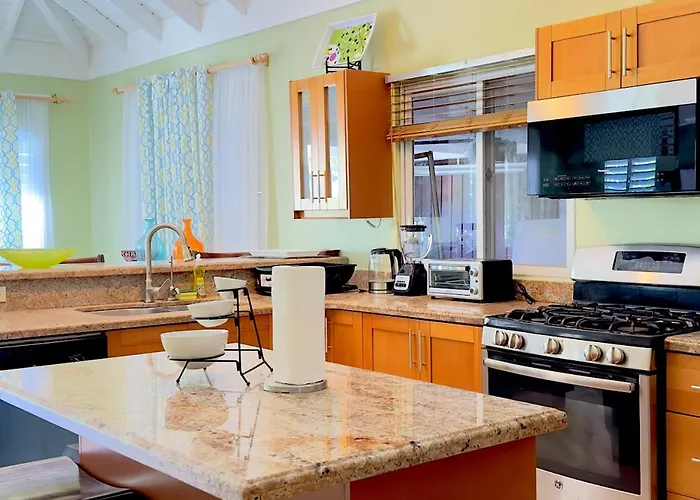 Jamnick Vacation Rentals - Fern Court, Richmond Estate, St Ann, Jamaica Ocho Rios